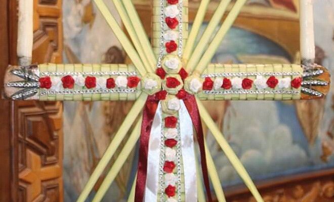 الكنيسة القبطية تحتفل بتذكار ظهور الصليب المجيد