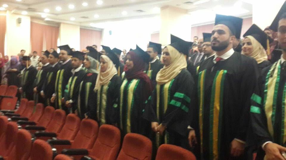 كلية طب عين شمس تحتفل بتخرج الطلبة الوافدين وطنى