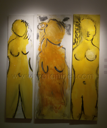"نقطة نور" معرض للفنانة وفاء النشاشيبي