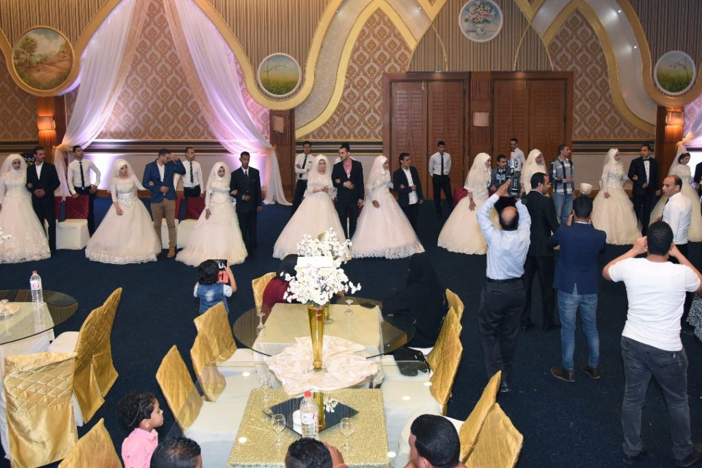 محافظ الإسكندرية يحضر حفل زفاف جماعي لـ" ٢٥ عروسا" من الأيتام1