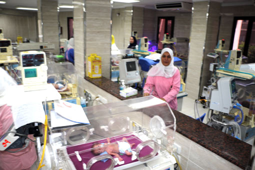 محافظ القاهرة يفتتح مركز رعاية للأطفال حديثي الولادة