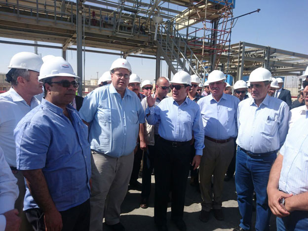 وزيرالبترول يتفقد مشروعات تخزين وتداول المنتجات البترولية بمدينة بدر