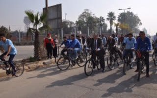انطلاق فاعليات مارثون الدراجات بجامعة حلوان