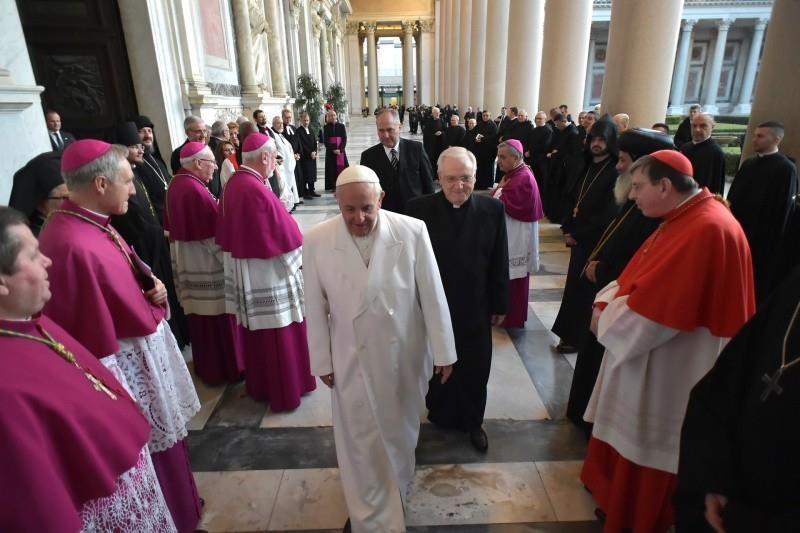البابا فرنسيس يصلي في ختام أسبوع الصلاة من أجل وحدة الكنائس