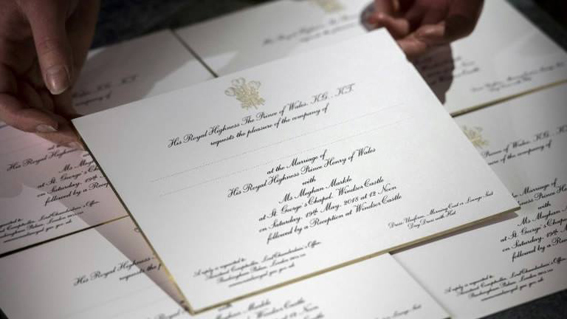 رسميًا.. طبع دعوات زواج الأمير هاري على خطيبته  "ميغان ماركل"  