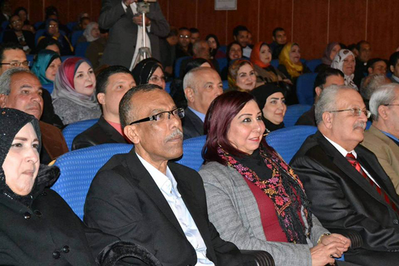 افتتاح أول عروض مسرحية "وعندك مواطن" لدعوة المواطنين للمشاركة بالانتخابات في بورسعيد