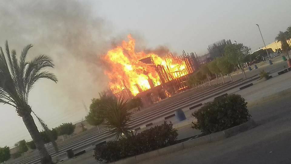 إخماد حريق مبنى تحت الإنشاء بدير مارمينا الإسكندرية واستبعاد الشبهة الجنائية