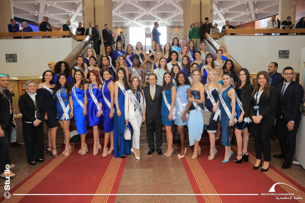 بالصور.. ملكات جمال العالم في  حملة تنشيط السياحة بمكتبة الإسكندرية