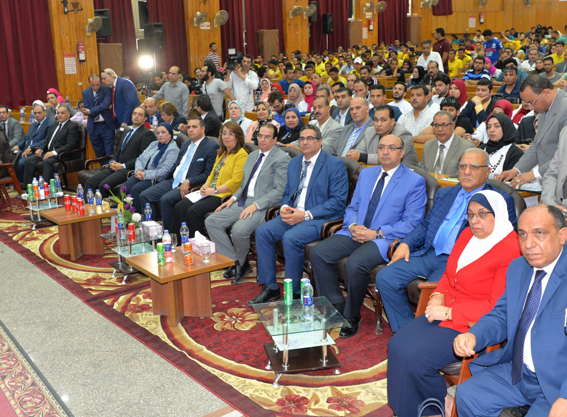 وزيرة التضامن تشكر محمد صلاح وفناني مصر للمساهمة في حملة "أنت أقوى من المخدرات"