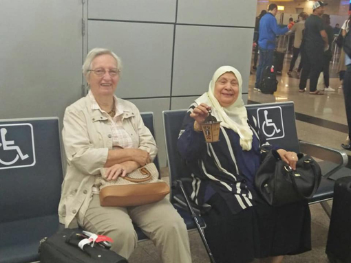 مصرللطيران" توزع فوانيس" رمضان على عملائها بمناسبة شهر رمضان