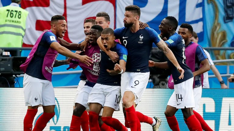 فرنسا تسيطر على المباراة بأربعة أهداف مقابل هدفين للأرجنتين