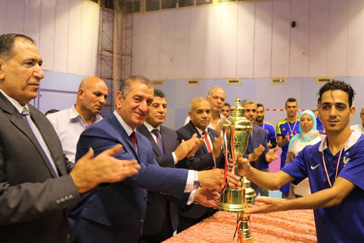 محافظ كفرالشيخ يشهد نهائي تصفيات الدورة الرمضانية لخماسي كرة القدم ويكرم الفائزين