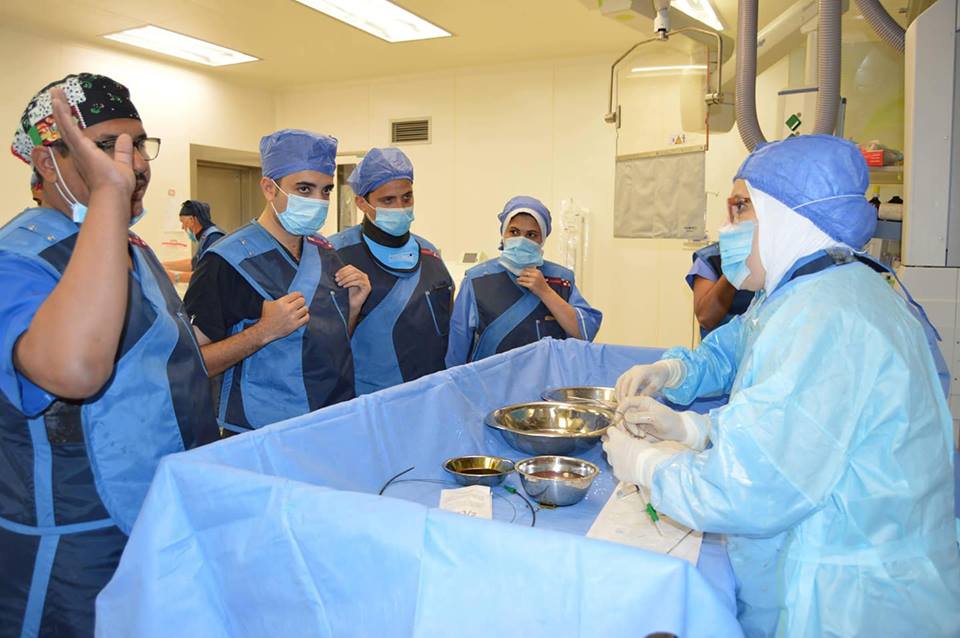 فريق طبي متعدد الجنسيات يجري ١٧ جراحة قلب و٥٣ قسطرة تداخلية بمستشفى الاطفال بجامعة المنصورة
