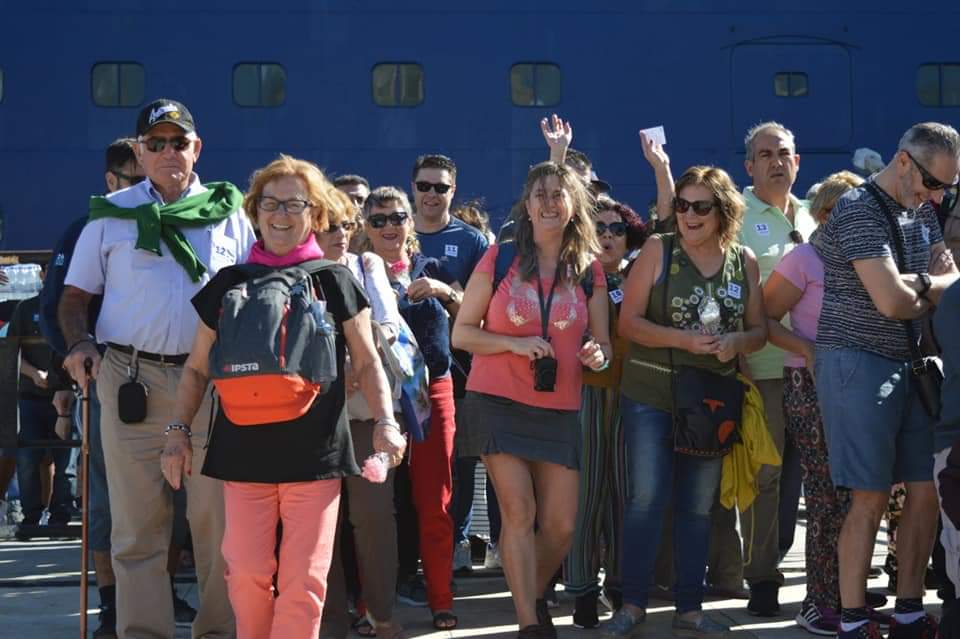 ميناء بورسعيد السياحي يستقبل سفينة أوربية تحمل 1660 سائح "صور"