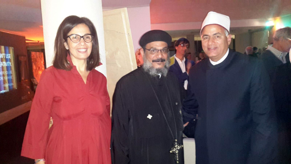 سفير مصر بإيطاليا يفتتح معرضًا لـ"المآذن والأجراس"