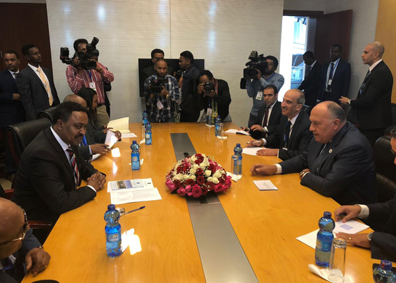 "شكرى" يبحث تطورات مفاوضات سد النهضة والعلاقات الثنائية مع نظيره الإثيوبي