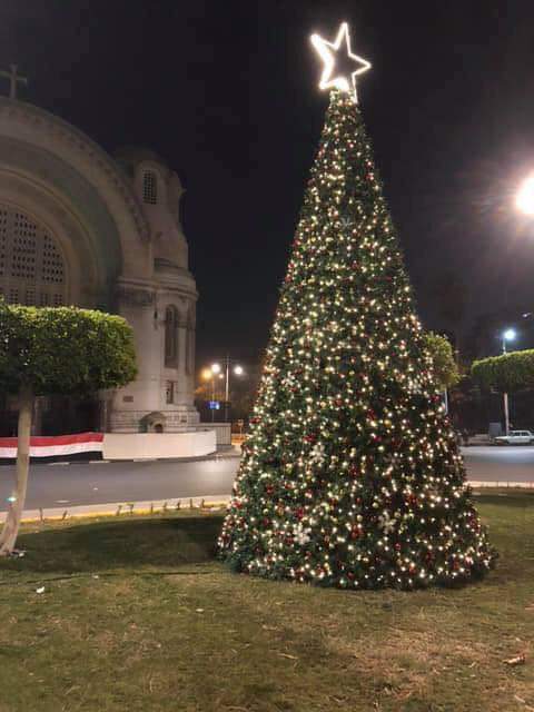 "مستقبل وطن" بمصر الجديدة يشارك الأقباط احتفالات عيد الميلاد المجيد 
