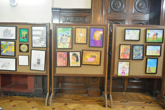  جامعة السويس تشارك بـ 30 عملا فنيا بـ "اتيليه دافنشي للفنون" 