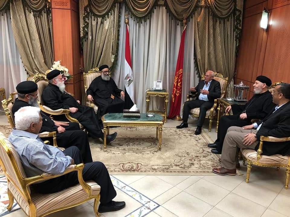 محافظ بورسعيد يستقبل وفد من الكنيسة للتهنئة بذكري العاشر من رمضان