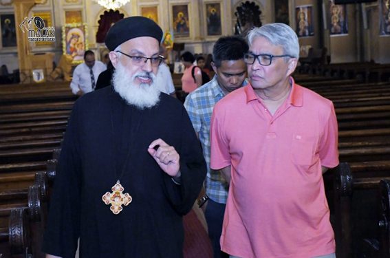 بالصور.. سفير الفلبين في زيارة للكاتدرائية المرقسية بالإسكندرية