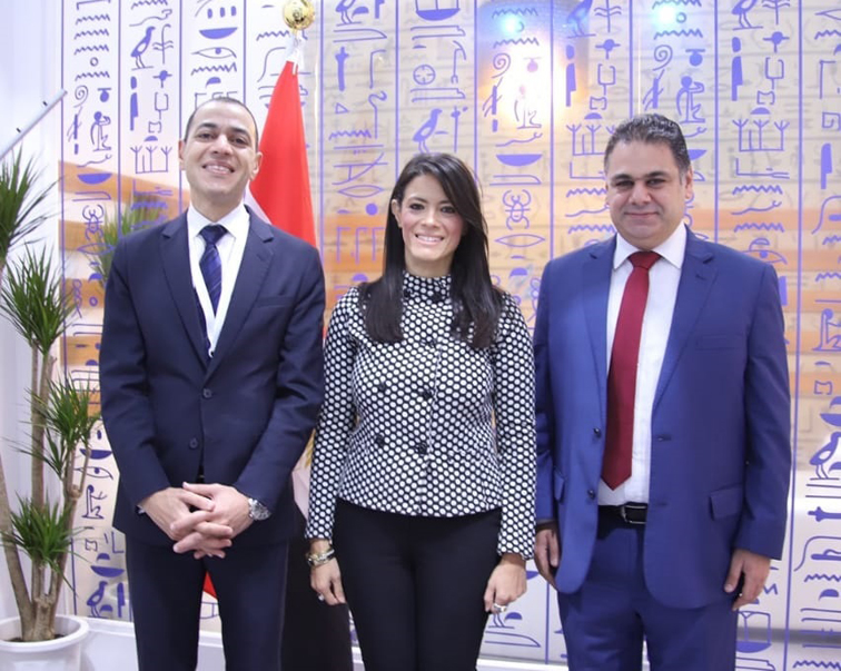 وزيرة السياحة تفتتح الجناح المصري المشارك في معرض اليابان 