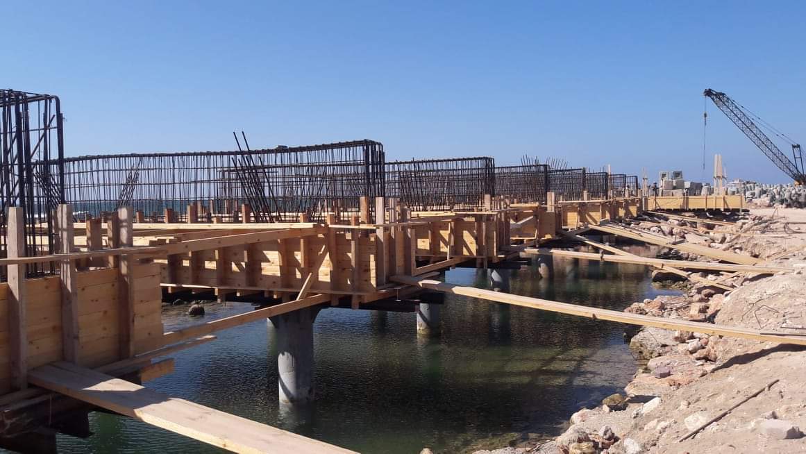 محافظة الإسكندرية : إنجاز ٣٠٪ من مشروع حماية الشواطئ حول قلعة قايتباي