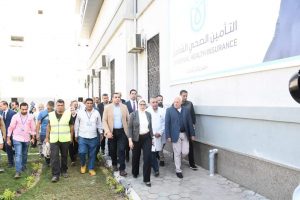 محافظ بورسعيد ووزيرة الصحة يتفقدان مستشفيات الرمد والسلام ببورسعيد