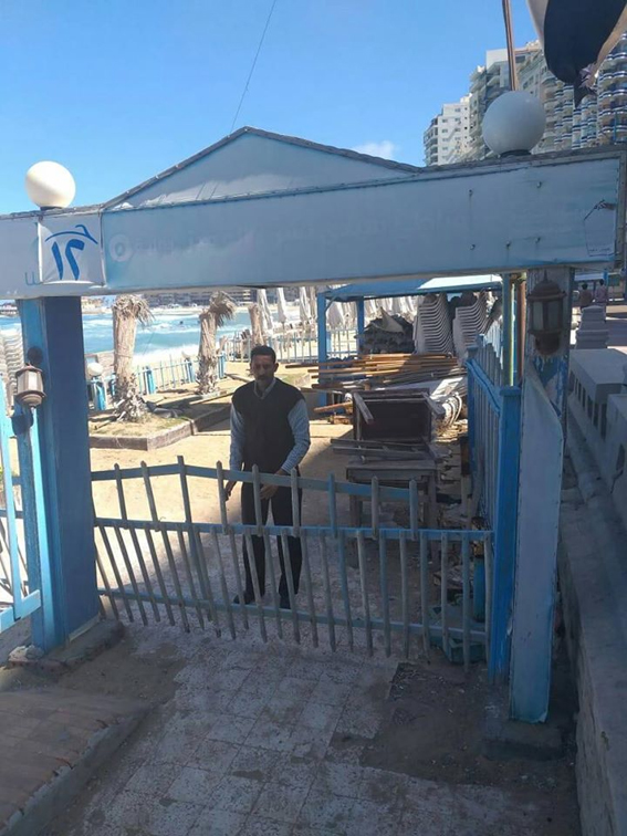 بالصور.. الشواطيء  خالية من المواطنين بعد تنفيذ قرار غلق شواطئ الإسكندرية أمام الزائرين