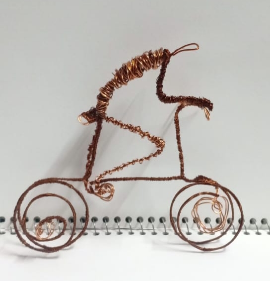  "سباق الدراجات" مشاريع الفرقة الرابعة بكلية التربية الفنية بحلوان 