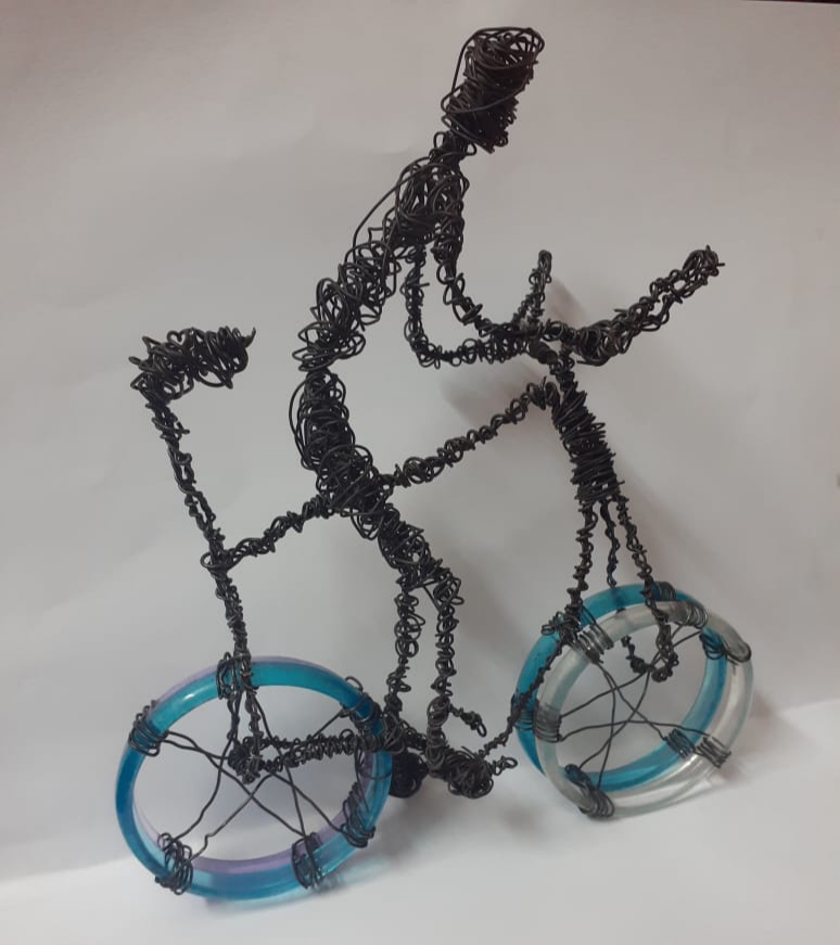  "سباق الدراجات" مشاريع الفرقة الرابعة بكلية التربية الفنية بحلوان 