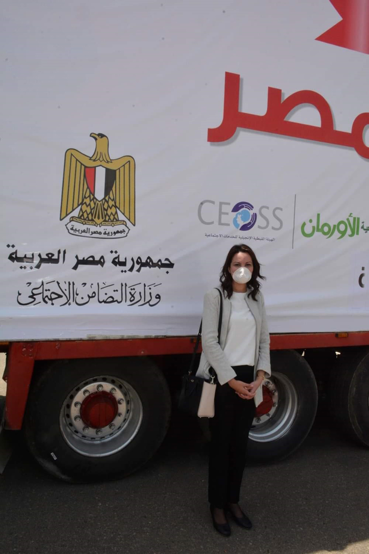 محافظ الجيزة ... 10 الاف كرتونه مواد غذائية و20 طن لحوم من صندوق تحيا مصر لدعم الأسر الأكثر احتياجاً بالمحافظة 