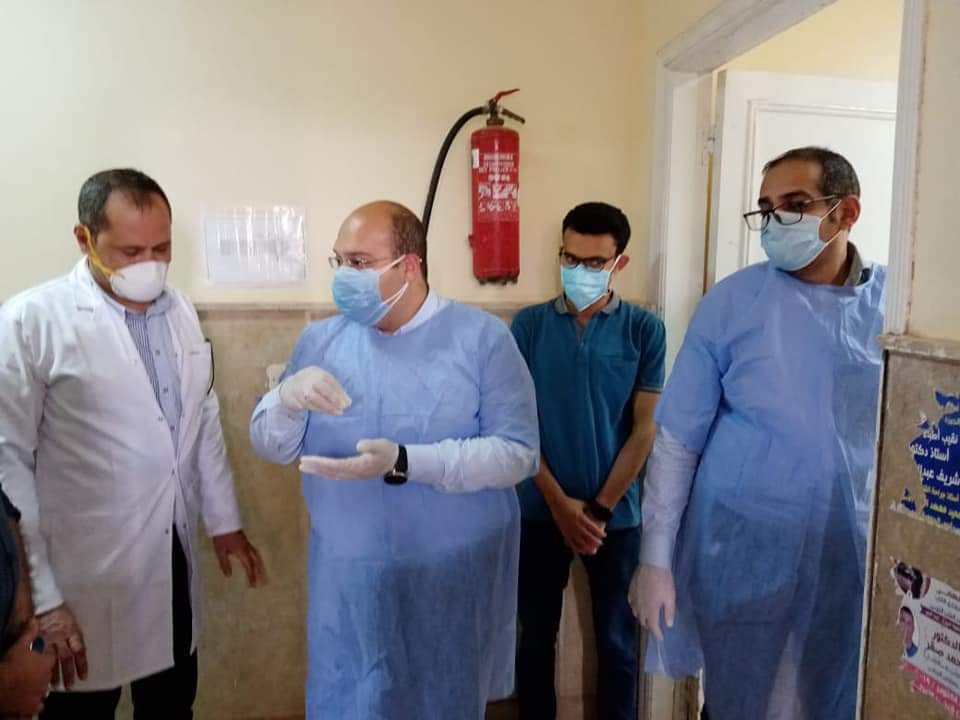 تفقد "الإستقبال" و"الطوارئ" و"العزل" بمستشفى مبارك بمنشأة القناطر ومستشفى أوسيم 