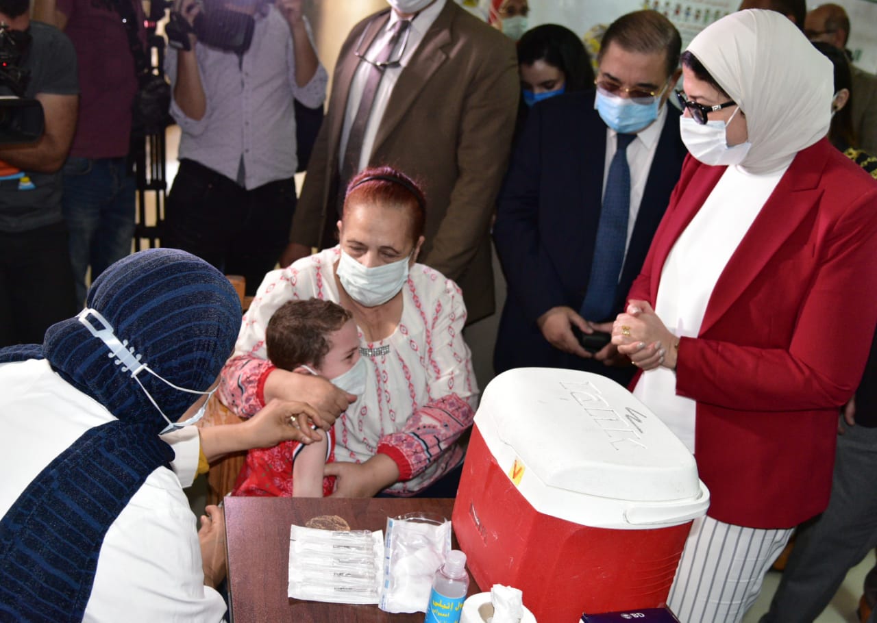 وزيرة الصحة تطلق مبادرة تطعيم الأطفال بلقاح شلل الأطفال ...