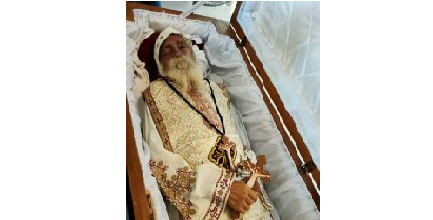 بالبث المباشر.. صلوات الجنازة على جثمان القمص بيشوي قديس المغارة